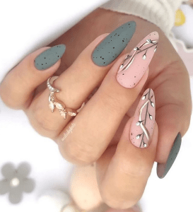 forme ongles - ongles amandes @nailsbykate sur ongles-pro-a-domicile.fr