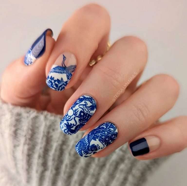 Tendances ongles 2024 - Faience de Mamie sur ongles-pro-a-domicile.fr