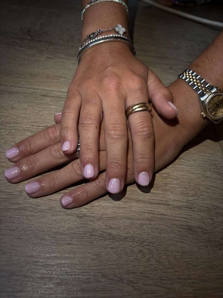 ongles a domicile - rueil malamaison 92 - gelixir