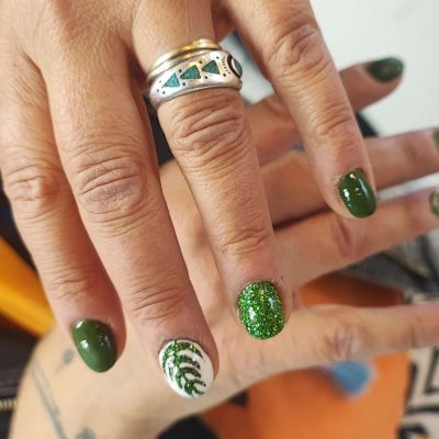 ongles chambery - vert feuilles - glam nails by vanessa